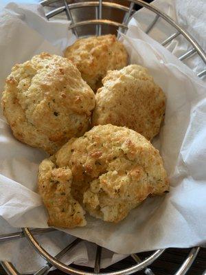 Cheddar Bay Biscuits