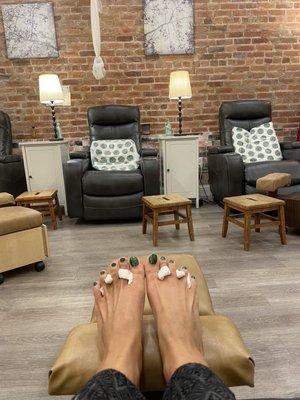 Pedi $42