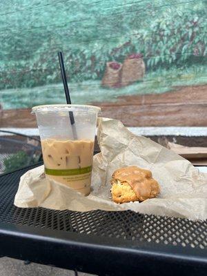 Bees Knees Iced Late and Espresso Scone