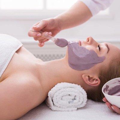 Signature facial