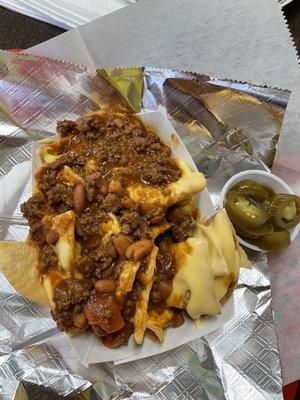 Chili cheese Nachos