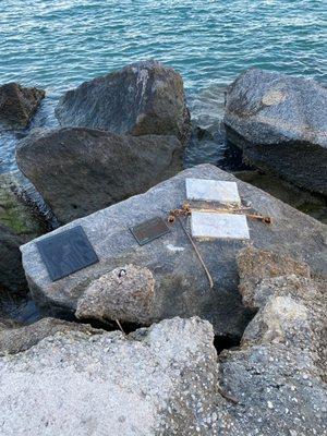 Memorials along the trail.