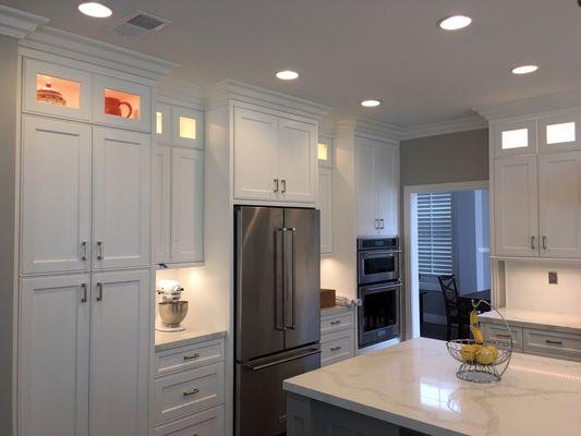 Another angle of the same kitchen. All recessed lights in cabinet lights and under cabinet lighting, appliances were installed