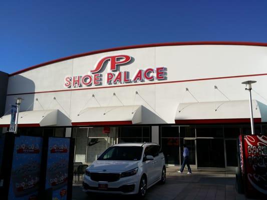 Welcome to Shoe Palace at The Outlets at Orange.