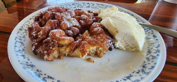 Thanksgiving breakfast with Dad and these amazing apple fritter bear claws!