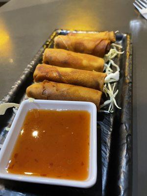 Spring rolls, very crispy and yummy!