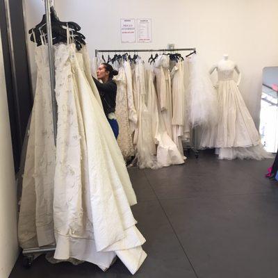 Oscar De La Renta November 2018 sample sale - racks of gorgeous wedding gowns!