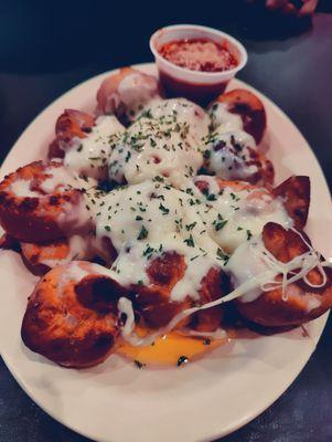 Cheesy garlic knots