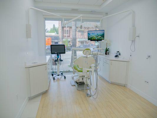 Visit studiodentalcare.com for more info and book your consultation today with Dr. Alexander Ash, DDS.