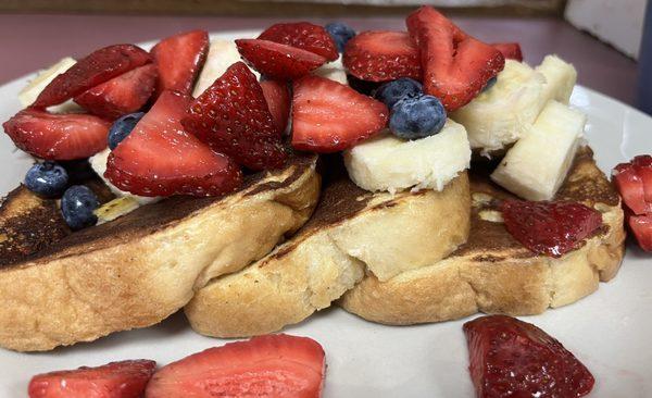 strawberry, blueberry, & banana french toast