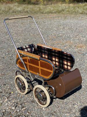 This 1940's Headstrom Stroller's MAKE OVER!