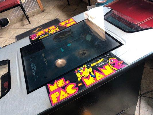 Comfy seats, TV, coffee, free WiFi and Pac-Man!