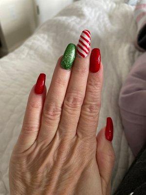 Holiday nail design by Susan