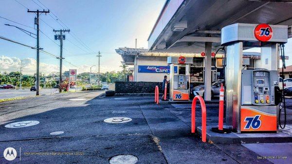 Cal's Union 76 Services, Hilo. Safety checks, gas fill up, automotive needs + more.