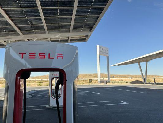 Tesla Supercharger stall on Tanger Way by Barstow Outlet.