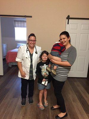 Happy Halloween! Families welcomed always at A Healing Point Acupuncture Center! Kiddos came to grab all the goodies they could!