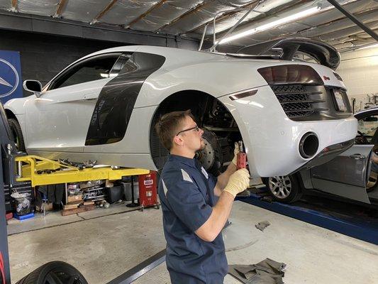 No job is too big or small and our technicians are experienced in working on some of the most complicated and advanced vehicles.