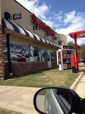 Fayetteville, Arkansas drive through