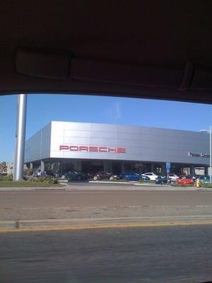 Service Center at Porsche San Diego