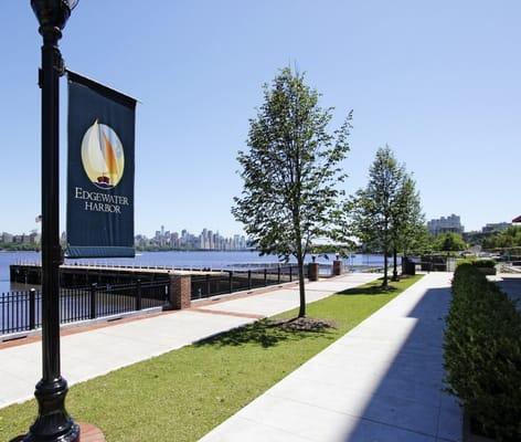 The View at Edgewater Harbor