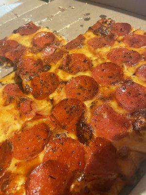 Pepperoni pizza