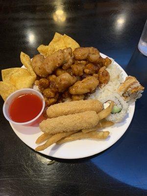 A variety of typical buffet foods, all of which tasted very good.