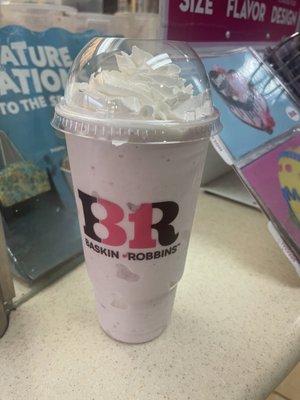 Large strawberry shake