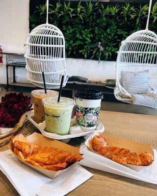 Black Bear, matcha, black tea & ham + cheese croissants