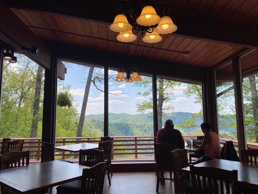 Breathtaking views in a very relaxing lunch spot.