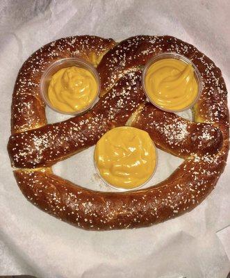 Square foot pretzel