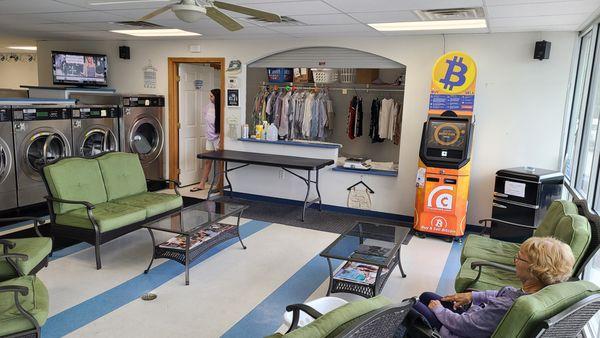 Nice clean lounge(Bitcoin ATM in the background)