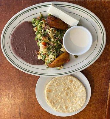 Desayuno Salvadoreño / Salvadoran Breakfast