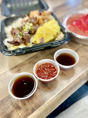 Sauces: garlic, pineapple jalapeño bbq, teriyaki