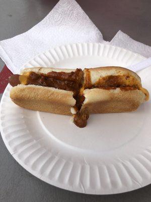 Chili dog all the way