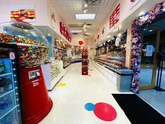 Small spot with a decent selection of candies and ice cream.