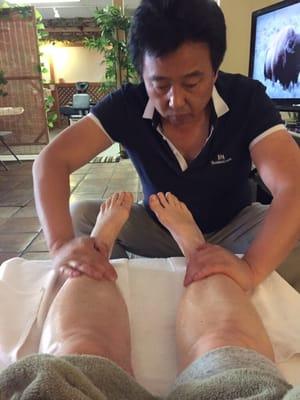 Ahh a wonderful foot and leg massage!