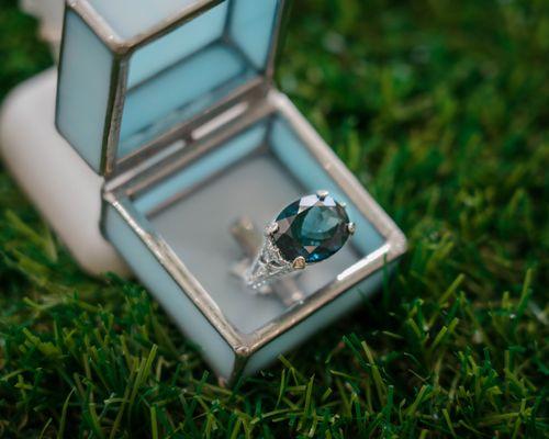 9ct London Blue Topaz and Diamond Ring set in 18k White Gold