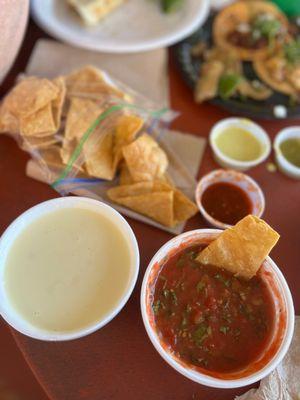 Chips and queso