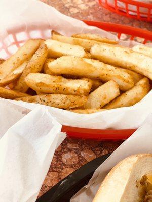 Fries basket.