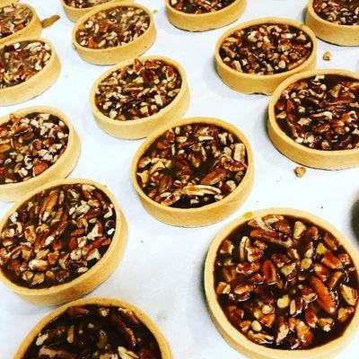 Mini pecan pie