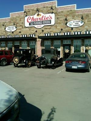 Charlie's Old Fashioned Burgers - Farmersville, Texas