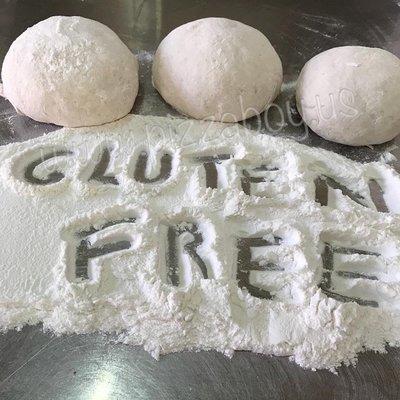 We do our Gluten Free dough fresh daily. Unlike "others" who get GF crusts premade, frozen, filled with oil, sugar and they have 1 size only