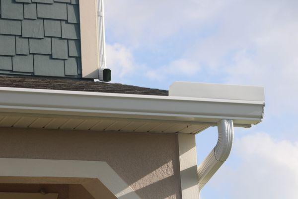 Seamless gutters