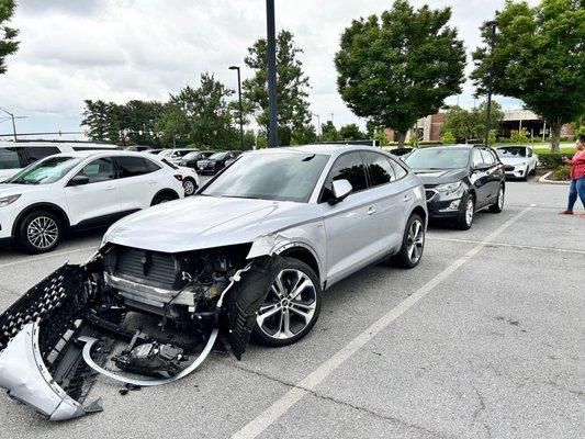 Apple Ford's driver didn't hit just one vehicle.  He didn't stop until he hit three!