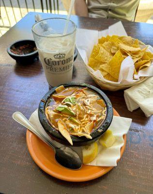 Small tortilla soup & horchata