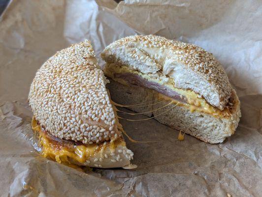 Bagel sandwich