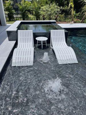 Chaise lounges with table for sun deck