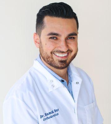 Meet Dr. Hamid Barkhordar! Dr. Hamid attended USC School of Dentistry & Harvard School of Dental Medicine, where he studied orthodontics.