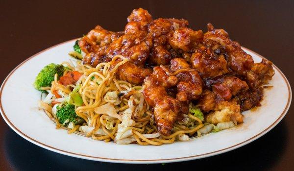 Orange Chicken Chow Mein