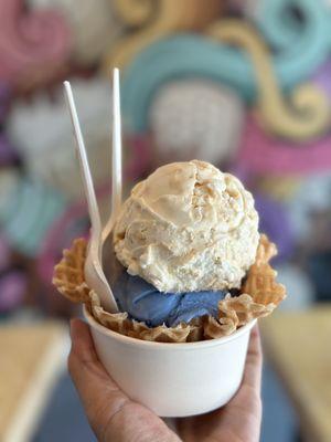 Honeycomb Lavender & Walk in the cloud ice cream.